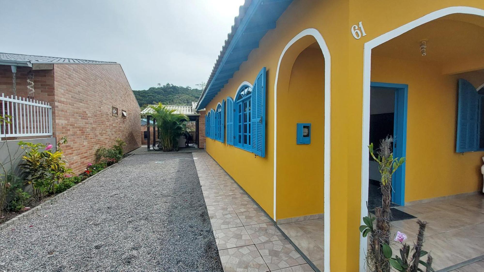 Casa 300M Da Praia Com Lindo Jardim! Florianópolis 외부 사진