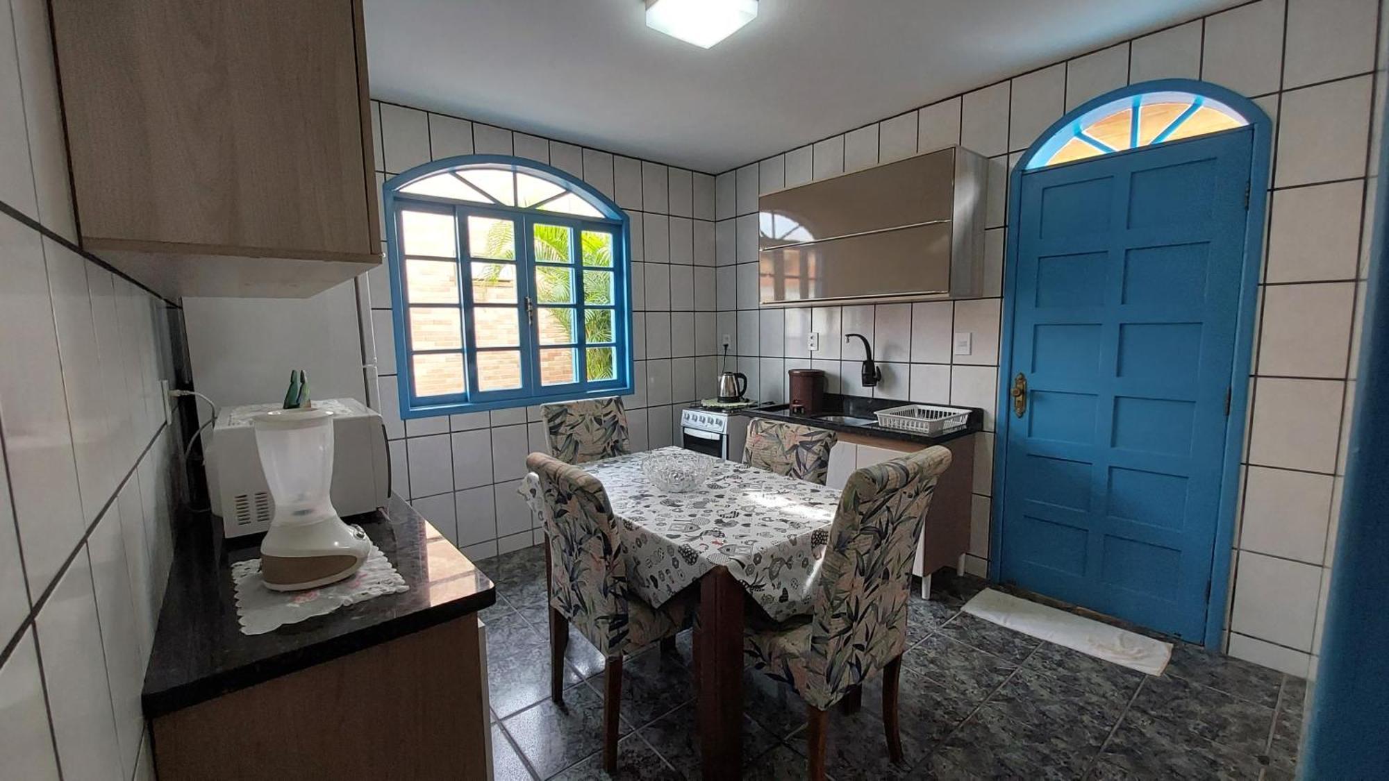 Casa 300M Da Praia Com Lindo Jardim! Florianópolis 외부 사진