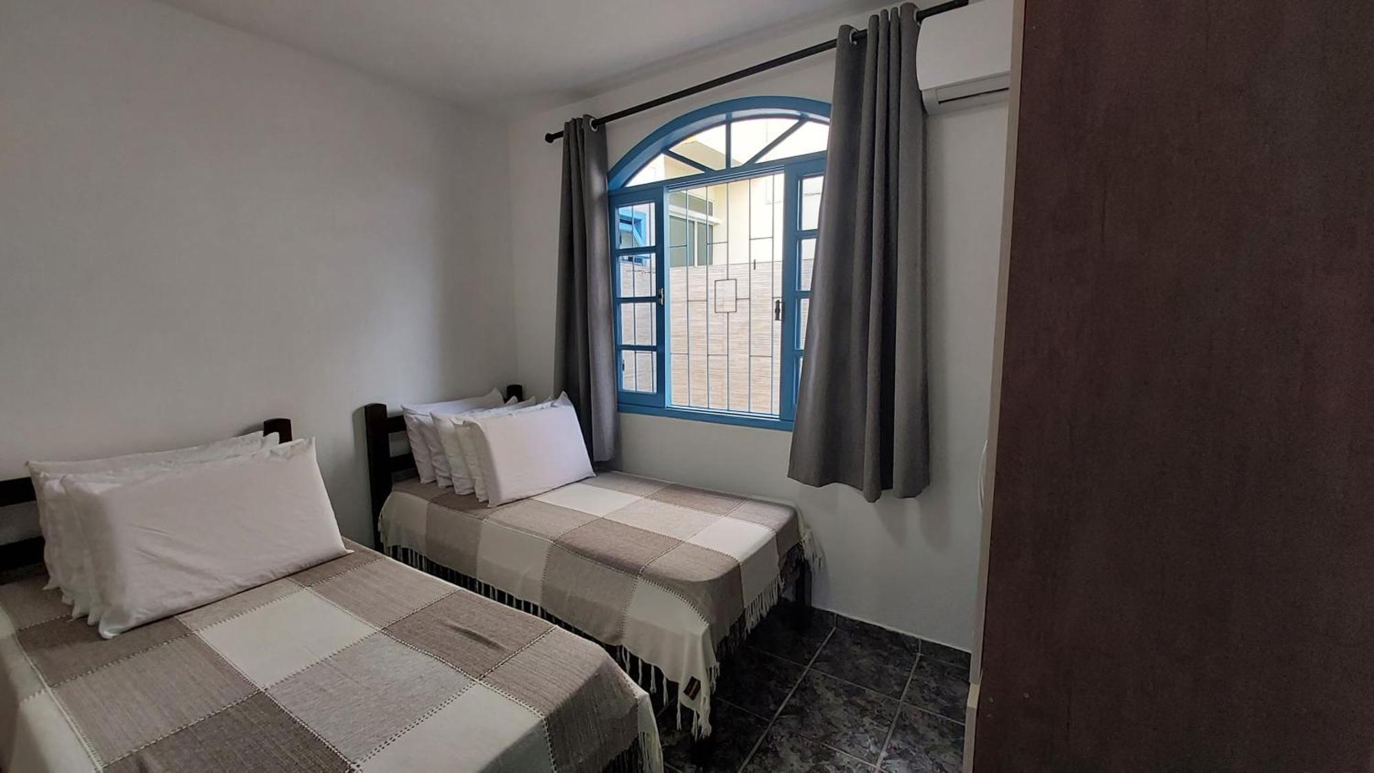 Casa 300M Da Praia Com Lindo Jardim! Florianópolis 외부 사진